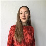 Zweisprachige muttersprachliche Lehrerin für Englisch und Französisch, mit britischem BBC Akzent